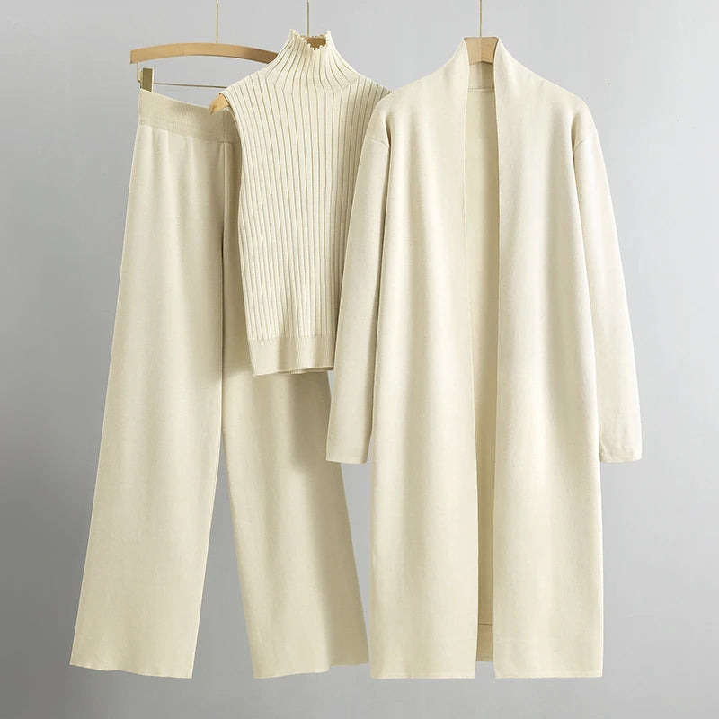 Kim - Women's Three-Piece Ribbed Knit Lounge Set
