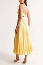 Georgina - Women's Sleeveless V-Neck Pleated Maxi Dress
