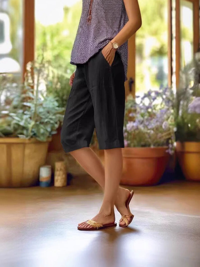 Jordyn - Women's Straight-Leg Knee-Length Shorts