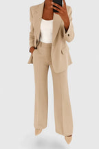 Matilda - Women's Oversized Blazer & Flare Trousers Suit Set